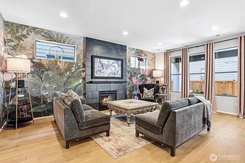 4th image of 24 151st Street SW