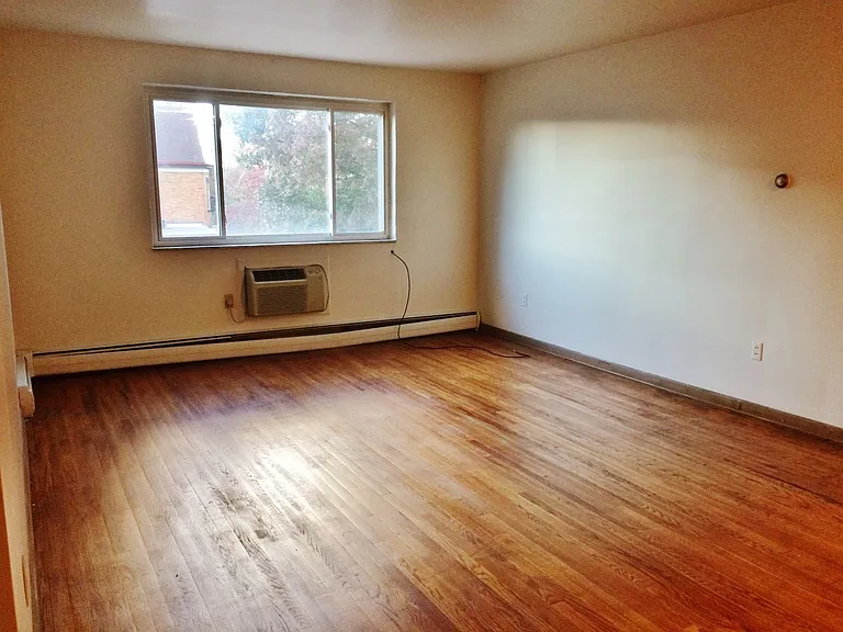 Bloomfield - Apartments For Rent In Pittsburgh — Photo 3