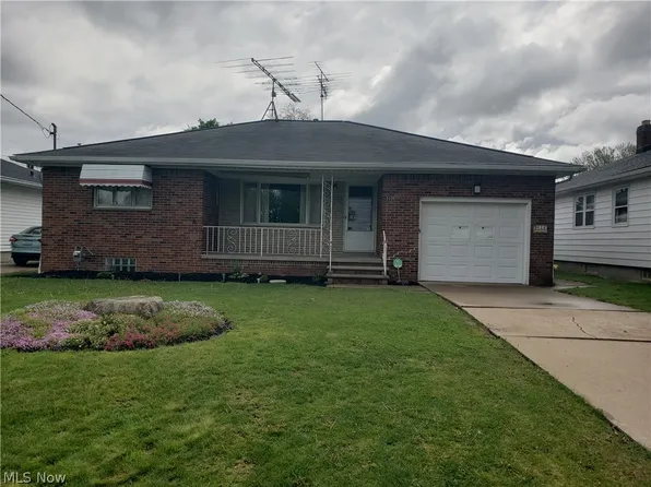 3105 Washington Ave, Lorain, OH 44052