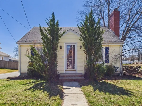 1193 New Boston Rd, Fall River, MA 02720