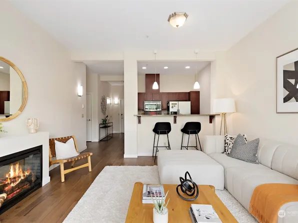 2222 152nd Avenue NE #206, Redmond, WA 98052