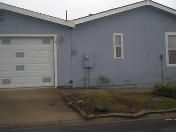 5544 N Park Dr, Ione, CA 95640