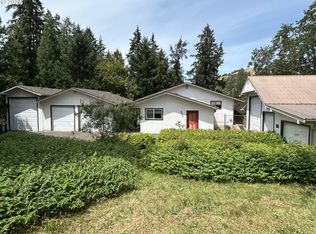 5383 Sunshine Rd, Roseburg, OR 97470