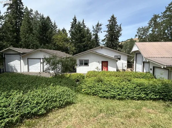 5383 Sunshine Rd, Roseburg, OR 97470