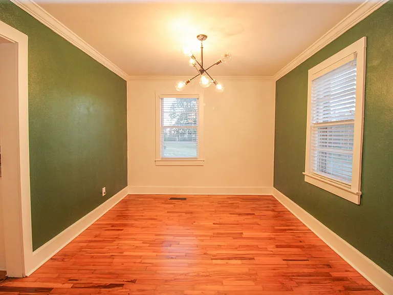 426 Rogers St — Photo 13
