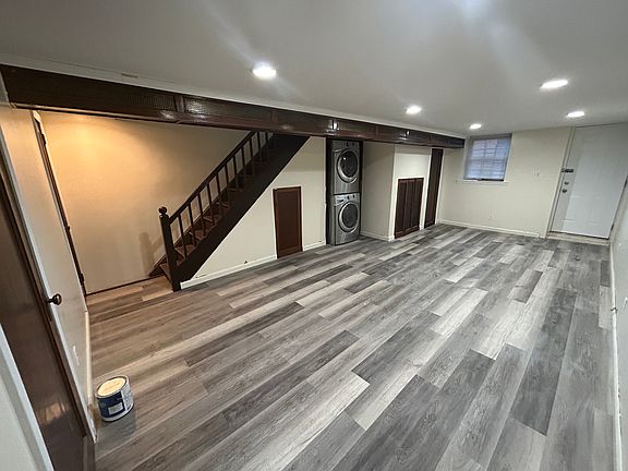 5th image of 1139 Shore Pkwy #1