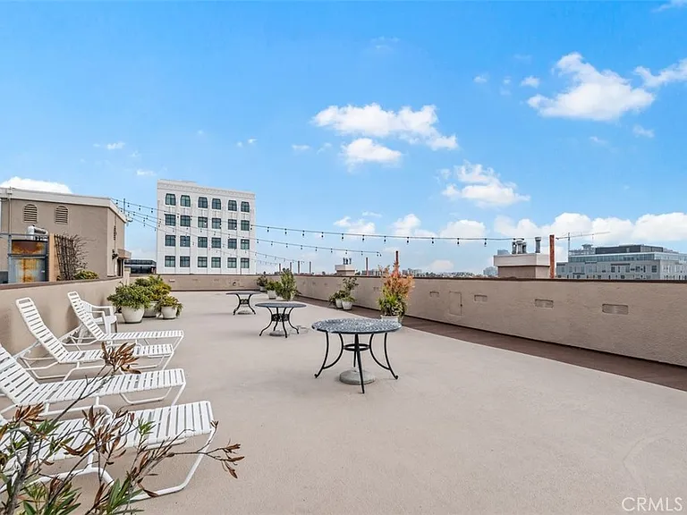 801 Pine Ave #401 — Photo 15