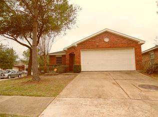 15638 Barber Grove Ln, Houston, TX 77095