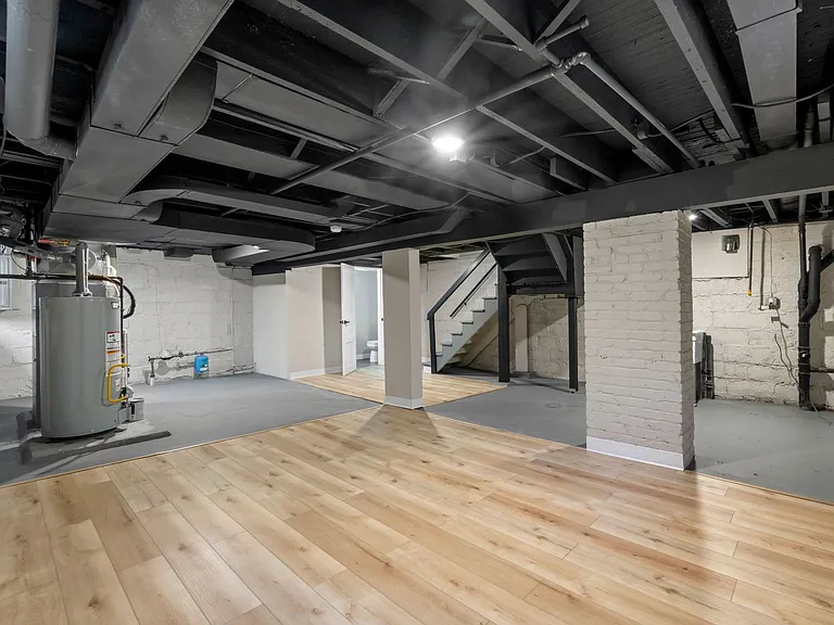 350 Ridgewood Ave — Photo 22