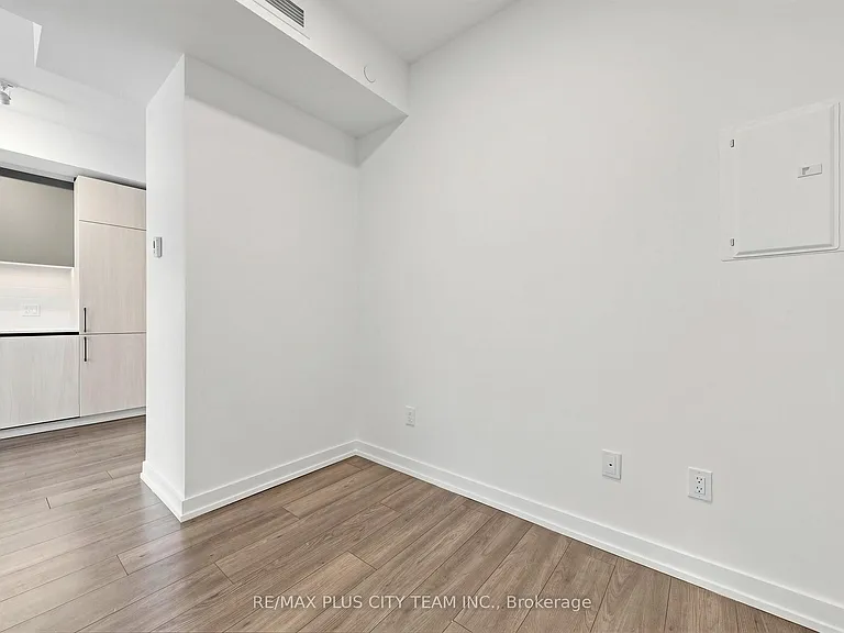 150 Logan Ave #622 — Photo 13