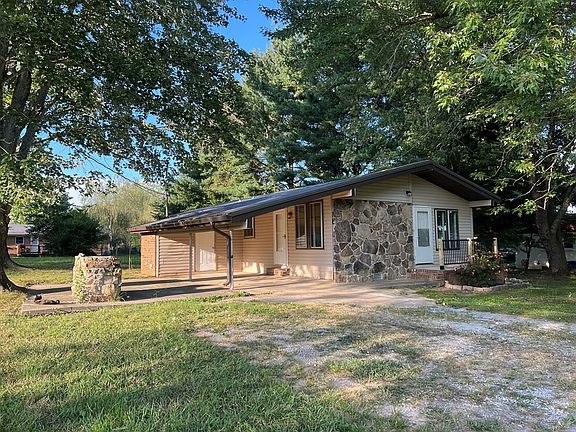 4th image of 72 Sherwood Vale Cir