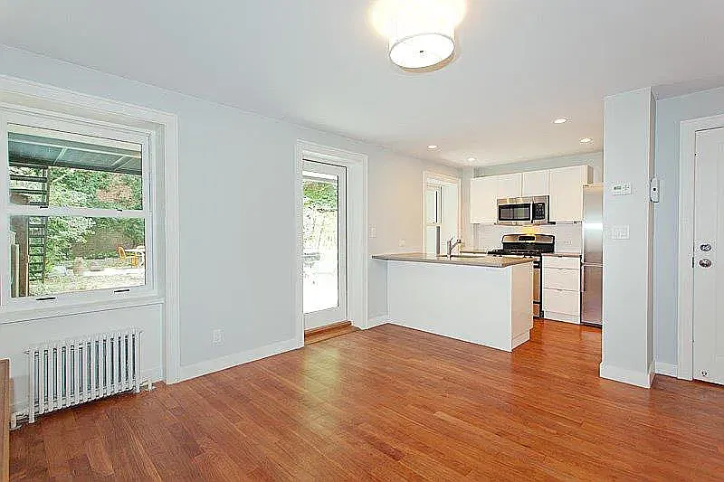 434 State Street — Photo 3