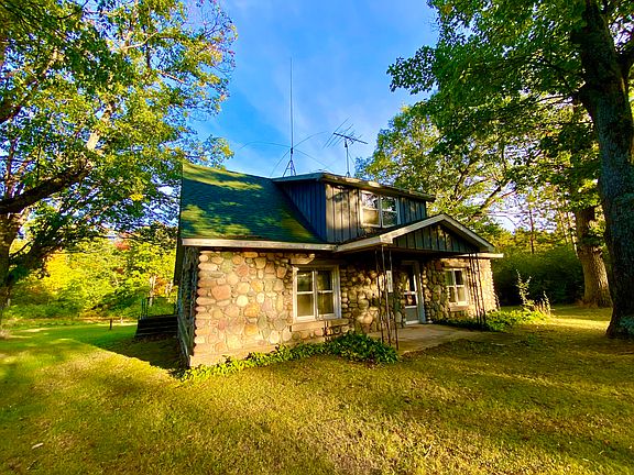 Fieldstone house