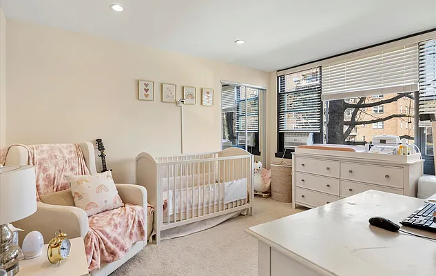 Sold by Realty Connect USA | media 32