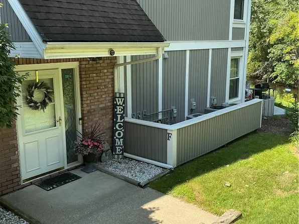231 Portage Lakes Dr Unit F, Akron, OH 44319