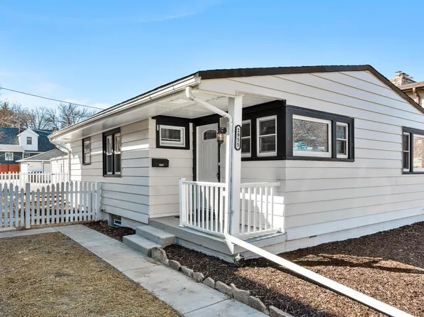 2955 South 37th STREET, Milwaukee, WI 53215
