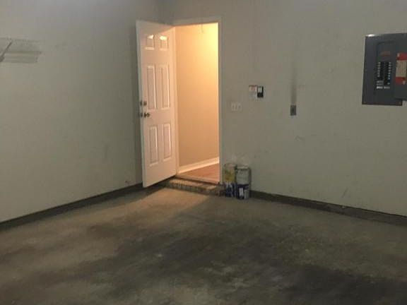4th image of 2912 Raines St