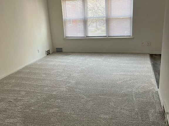 5th image of 21335 Kingsville St APT 208