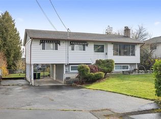 176 Acacia Ave, Nanaimo, BC V9R 3L5