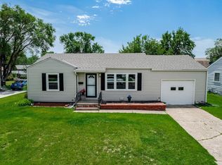 2321 W Crawford St, Wichita, KS 67217