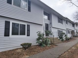 2 Beals Cove Rd APT A, Hingham, MA 02043