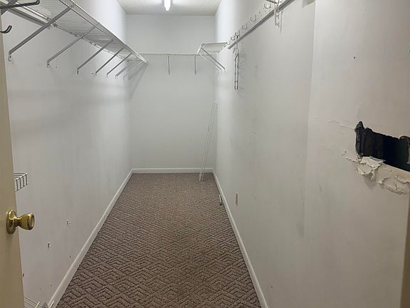 5th image of 200 Lee St