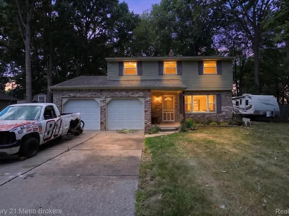 3047 Courtesy Dr, Flint, MI 48506