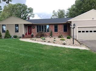 40 Old Lane Rd, Wallingford, CT 06492