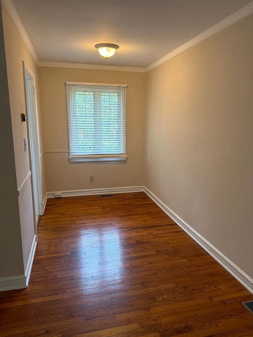 Condo in Myers Park Area! — Photo 4