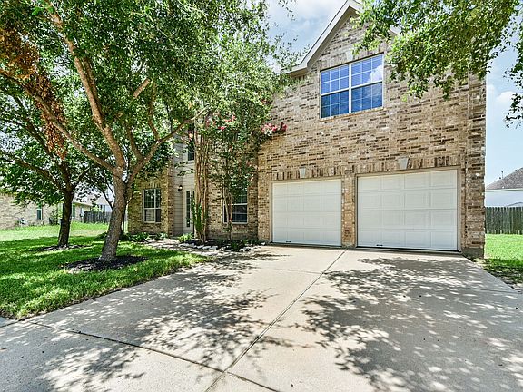 3rd image of 21003 Narrow Gate Dr