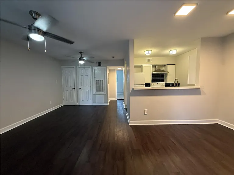 1824 Thonig Rd #10 — Photo 1