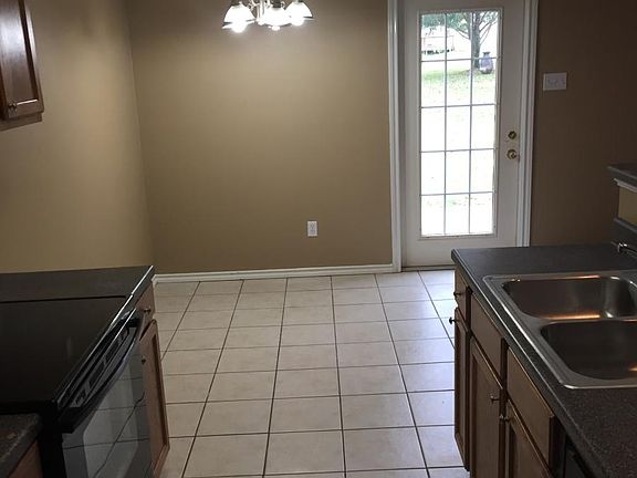 breakfast area from kitchen
