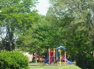 13824 John R St APT 10, Highland Park, MI 48203