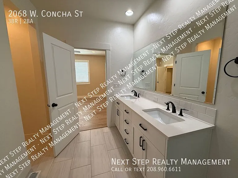2068 W Concha St — Photo 15