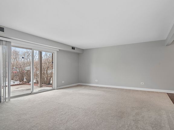 4th image of 4425 Blackhawk Ln APT 102