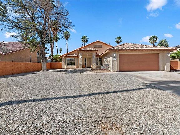 3rd image of 68635 Panorama Rd