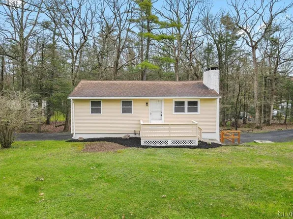1426 Brislin Rd, Stroudsburg, PA 18360