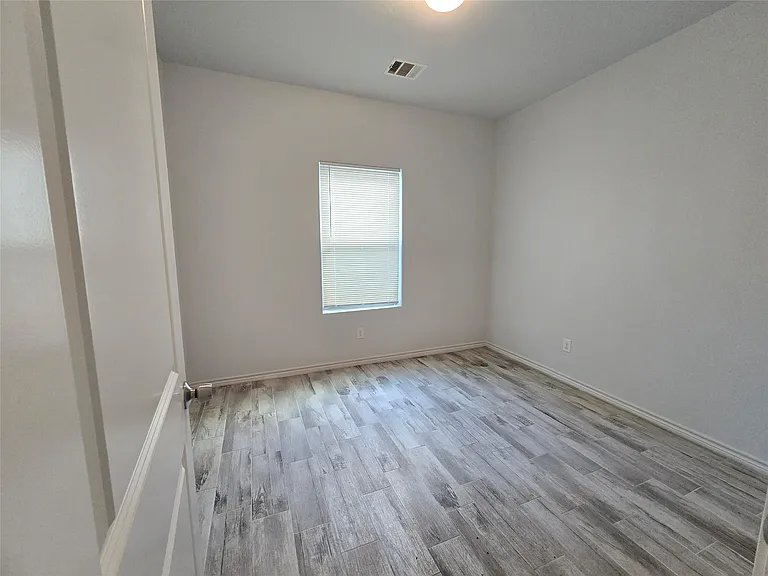 4410 Larkspur St #A — Photo 10