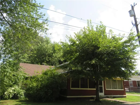 270 Springlake St, Madisonville, KY 42431