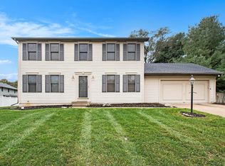 22160 Sandy Hill Ln, South Bend, IN 46628