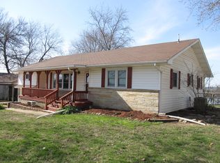 624 W Commercial St, Mansfield, MO 65704