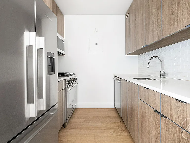 345 E 94th St #21G — Photo 16