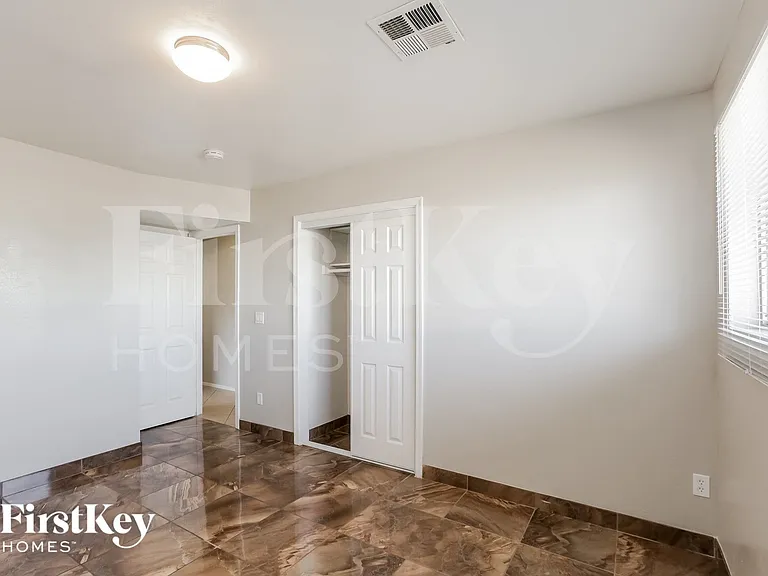 3509 W Cheryl Dr — Photo 11