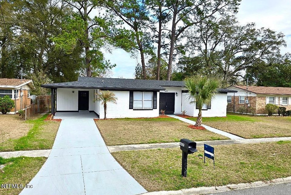 1st image of 6425 KINLOCK Drive W