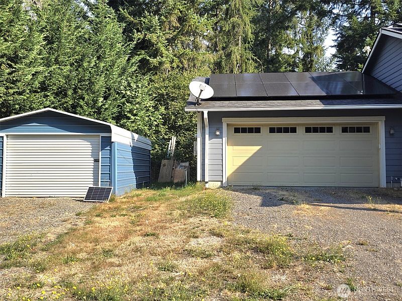 4th image of 714 Tipsoo Loop S
