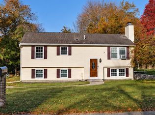 2 Empire Cir, Bellingham, MA 02019