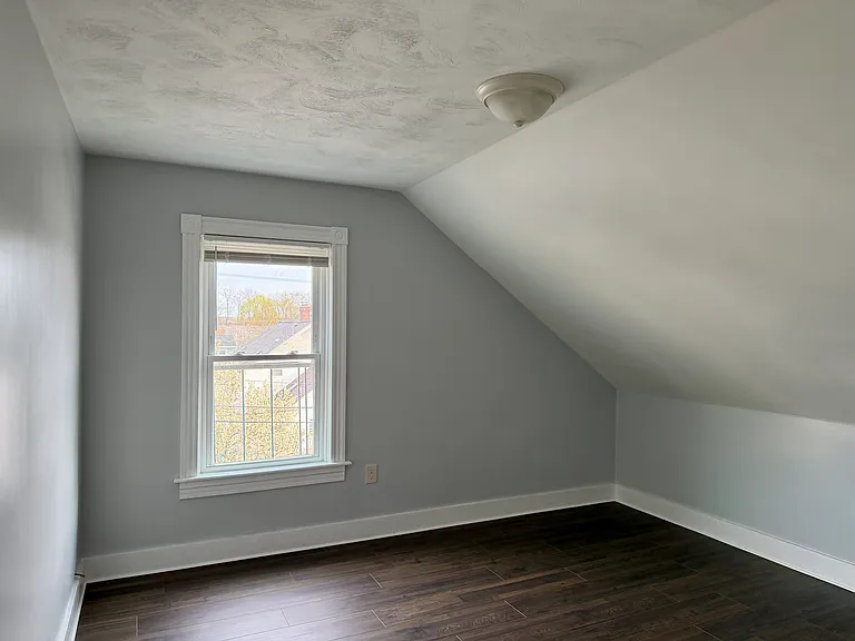 13 Elizabeth St #3 — Photo 5