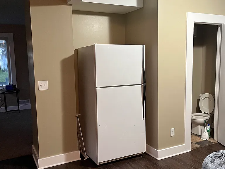 425 Elmer Ave — Photo 5