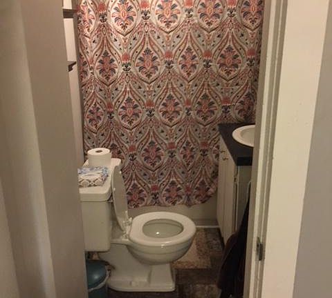 1 bathroom