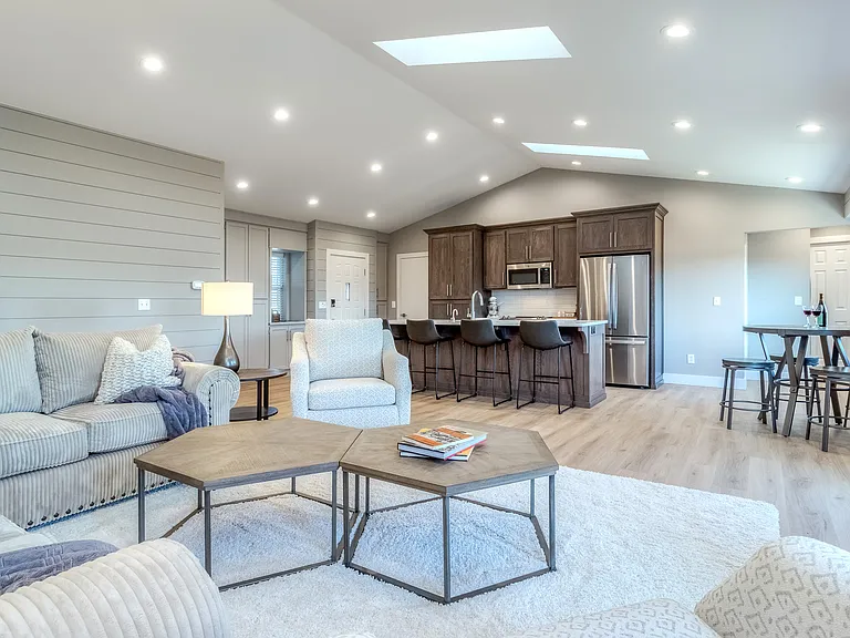 1168 SE Sentry Dr — Photo 19
